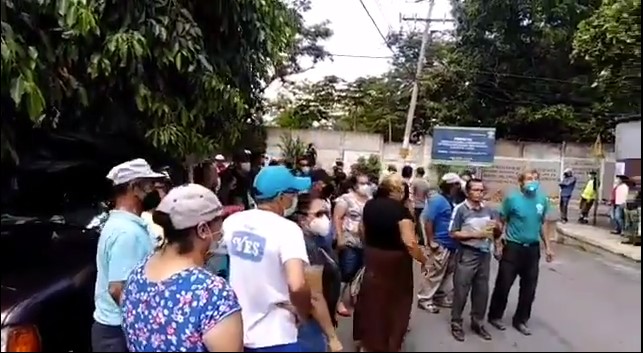 habitantes-de-colonia-santa-eduviges-agradecen-al-gobierno-por-incluirlos-en-plan-nacional-de-agua